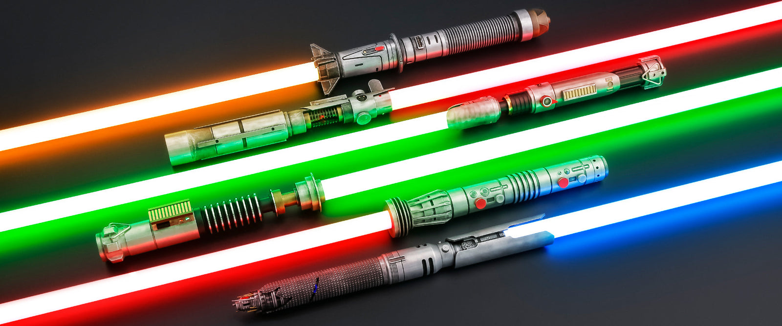 Best lightsabers for beginners showing beginner friendly lightsaber options