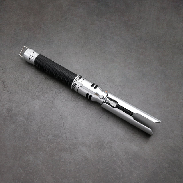 Cal Kestis EP4 Lightsaber Hilt (Empty)