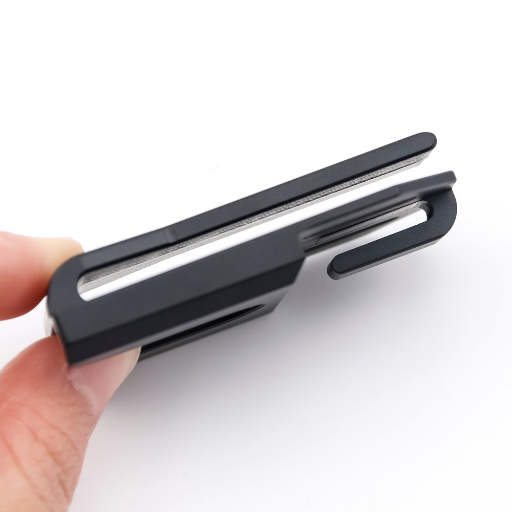 Clip de ceinture pour sabre laser