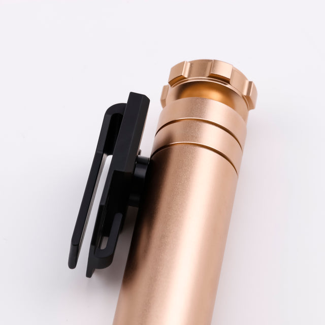 Clip de ceinture pour sabre laser