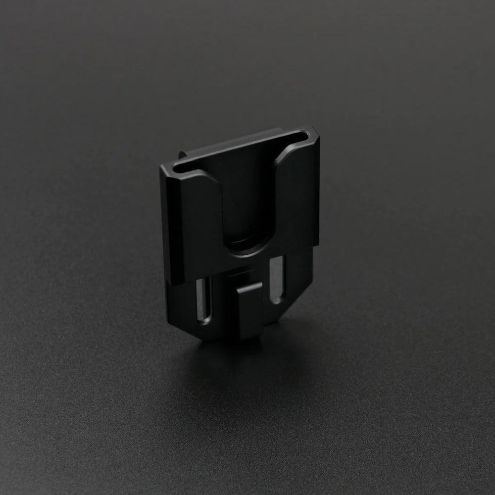 Clip de ceinture pour sabre laser
